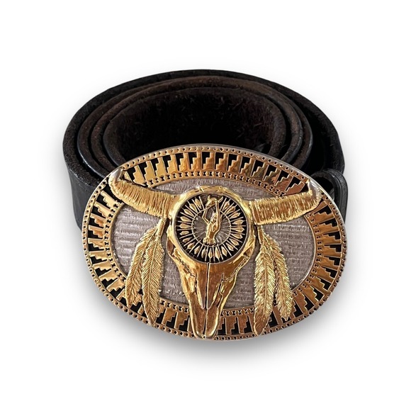Cow Bull Steer Skull Fetish Feather Brass Vintage 4